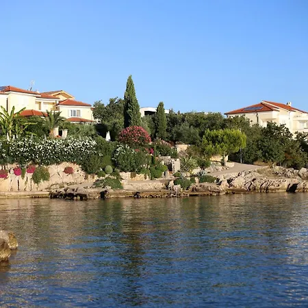 With A - C In Vantacici-insel Krk 55370 Vantacici